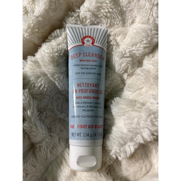 NEW FIRST AID BEAUTY Deep Cleanser with Red Clay FULL SIZE 4.7 oz - Picture 3 of 3